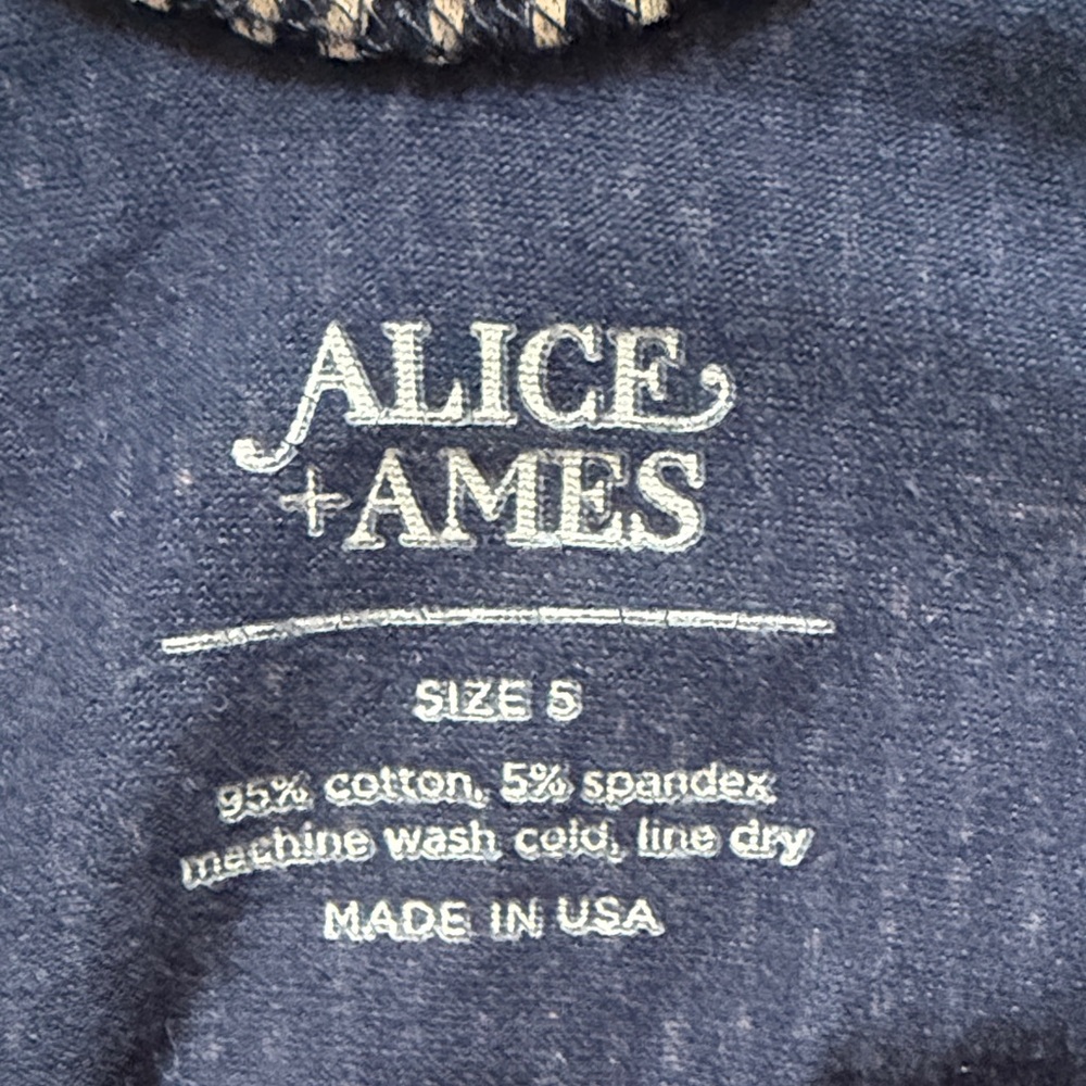 Alice + Ames Navy/Tan Long sleeve Ballet Dress - Picture 2 of 3